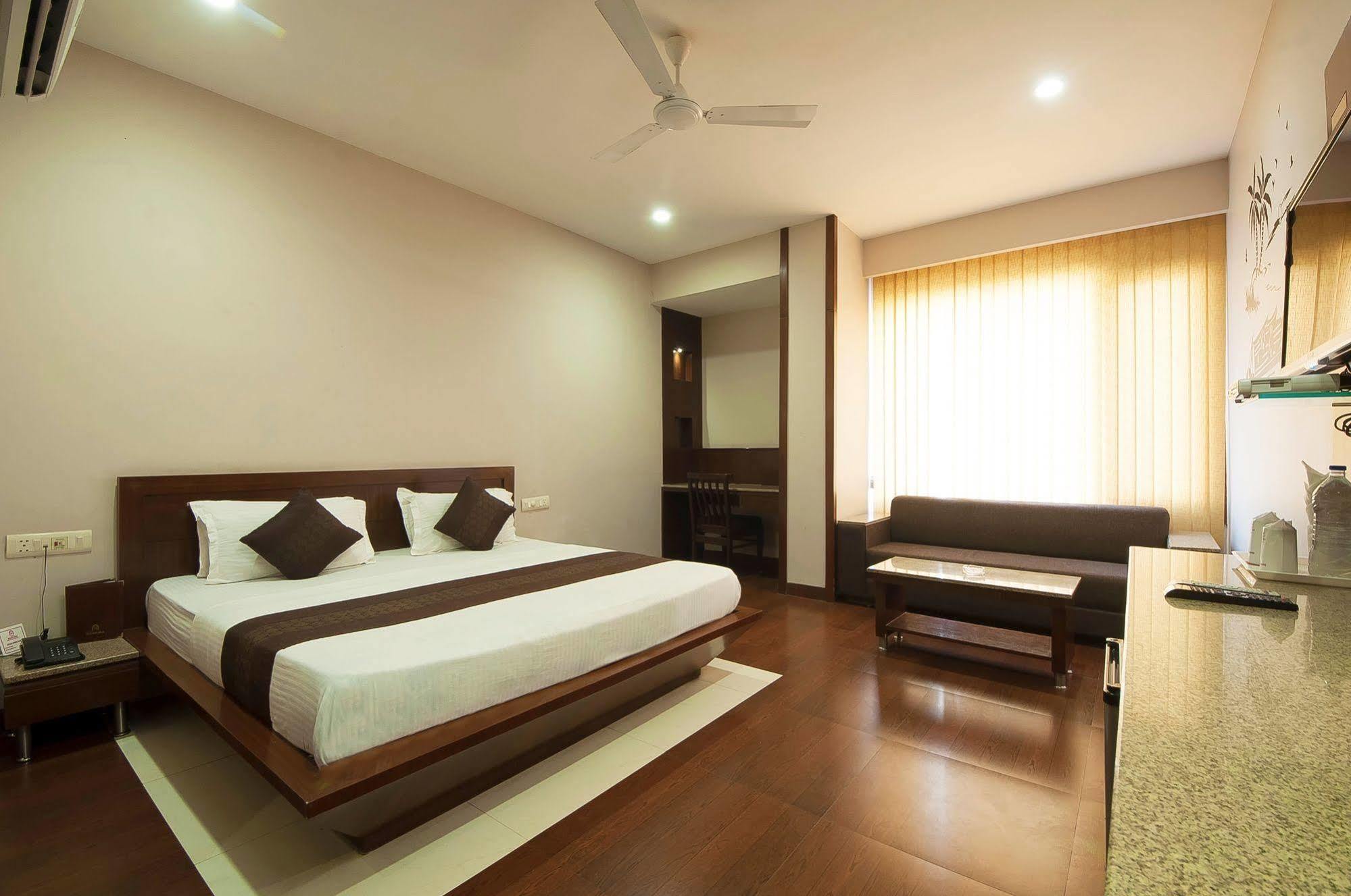 Fabhotel Basera Amritsar Exterior photo